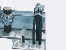 Cable entry bushing